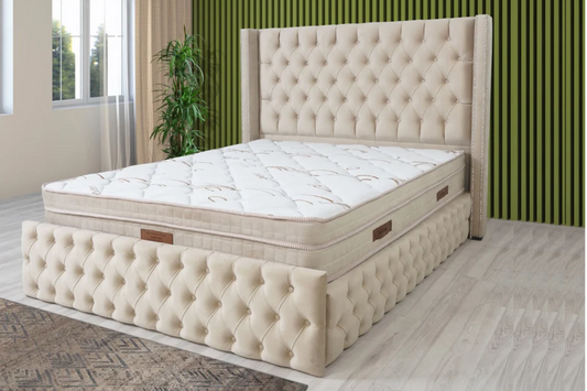 Cadre De Lit CLOUTE Velours Beige